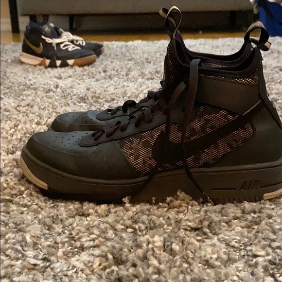 Nike Air Force 1 - Picture 3 of 6